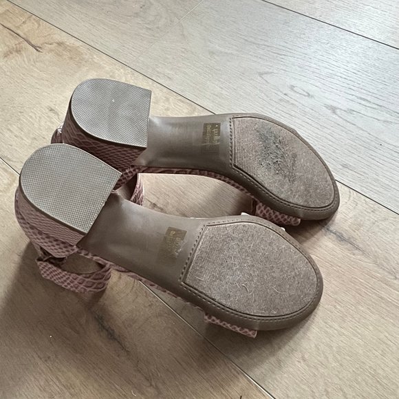 Rampage Melsy Blush Pink Snake Print Heels - Picture 5 of 5